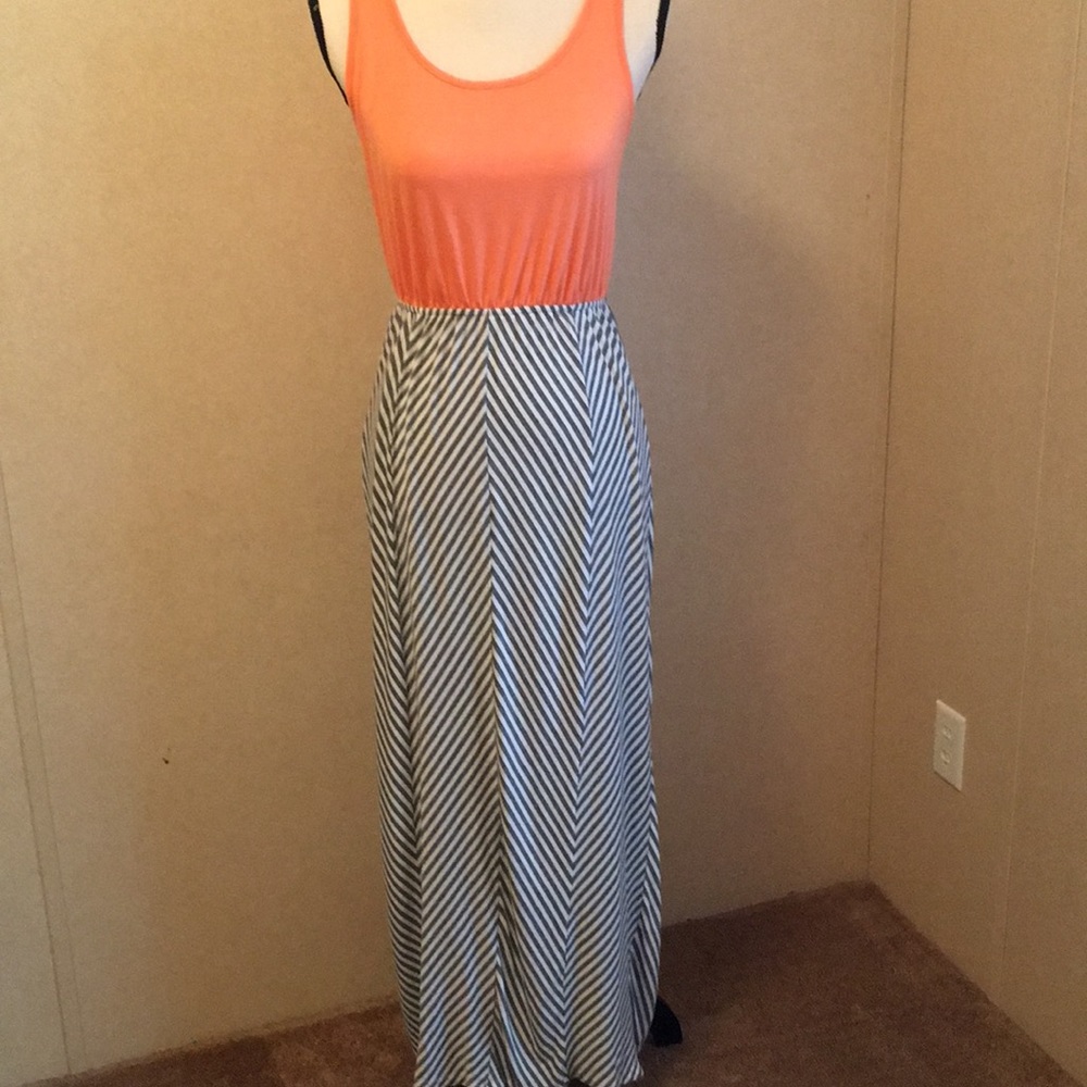Pink Rose Maxi Dress Sz M